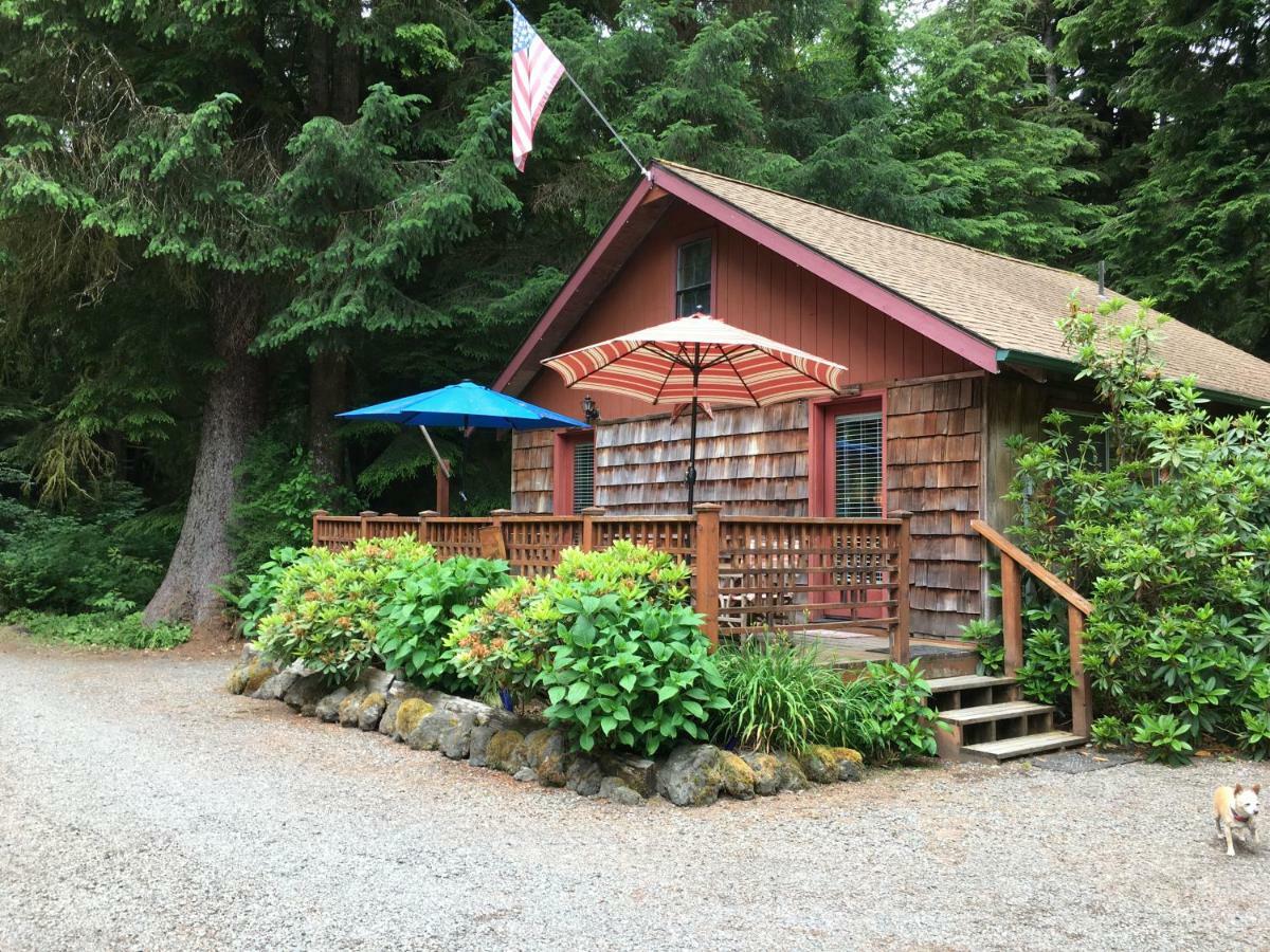Manitou Lodge Forks Exterior foto